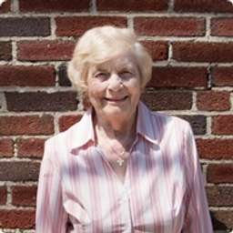 Teresa Kelly - Co-Founder and Pilgrimage Expert @ Crystal Travel