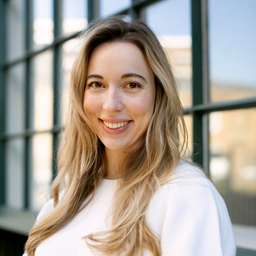 Lily Shaw - Crunchbase Person Profile