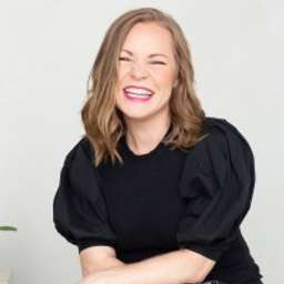 Krista Miller - Owner ans Photographe @ Krista Miller Photography