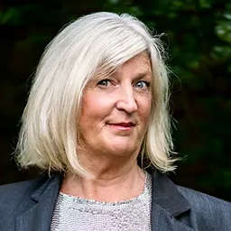 Julie Robbins - Co-founder @ EPIC Business Coaching - Crunchbase Person