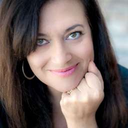 Julia Bright - OwnerOwner @ Bright.com - Crunchbase Person Profile