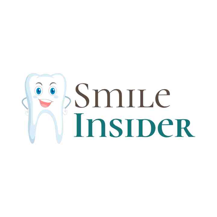 The Smile Insider logo
