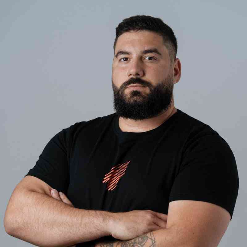 TomJ